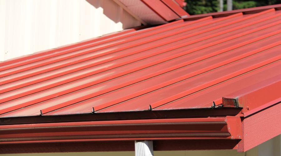Professional gutter cleaning services in New Palestine, IN